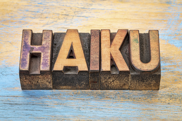 Appreciating Japanese Poetry: Haiku & Tanka's Beauty