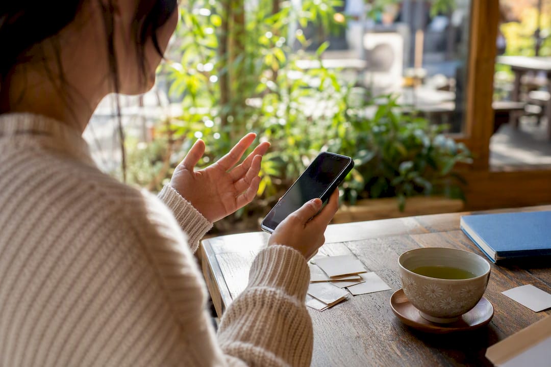 Hands in phone role-play practice